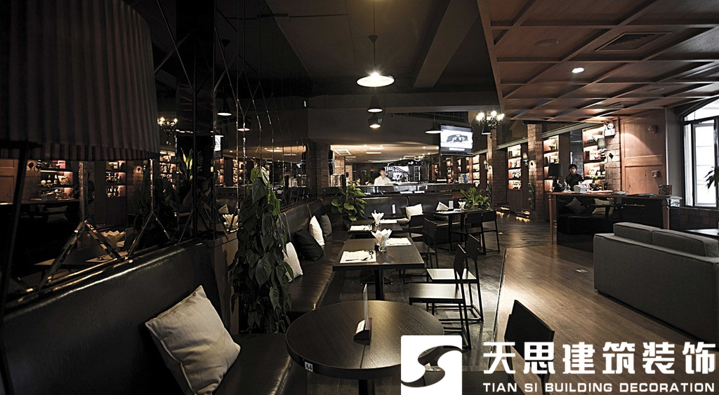 <a href=http://m.tqfc.com.cn/anli/ target=_blank class=infotextkey>合肥工裝</a>公司
